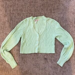BCBGeneration Cropped Knit Cardigan / Size: XXS (runs big)